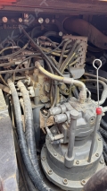 Hitachi ZX240LC [20]