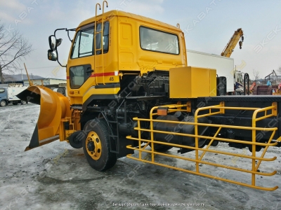 NISSAN DIESEL UD [4]