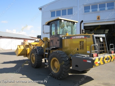XCMG LW300F [4]