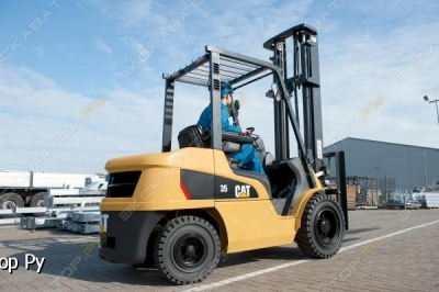Caterpillar GP30NT [3]