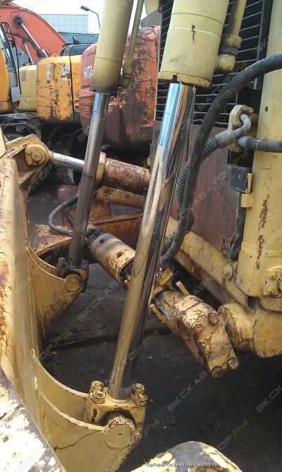 Caterpillar D8R [2]