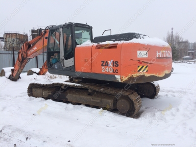 Hitachi ZX 240LCH [2]