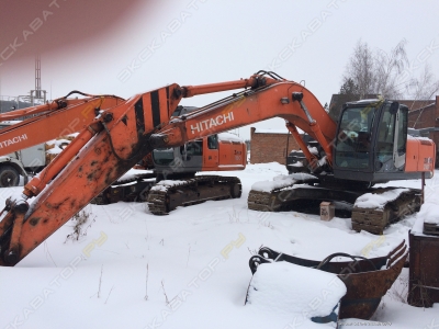 Hitachi ZX 240LCH [3]