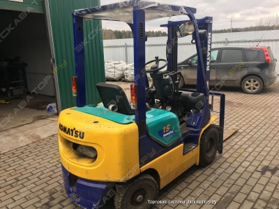 Komatsu FD15C-20 [4]