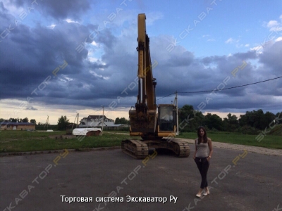 Komatsu PC220-7 [3]