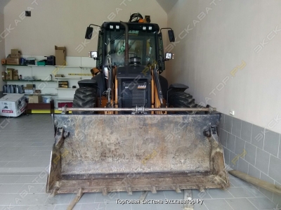 Case 695 Super T Series 4 [0]