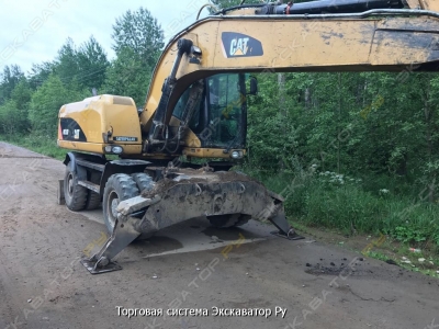 Caterpillar M318D [4]