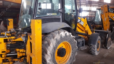 JCB 3CX SM [2]