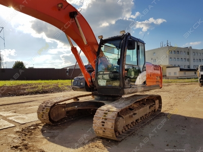Hitachi ZX 200LC [1]