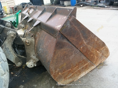Volvo L120C [3]