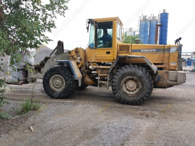 Volvo L90C [1]