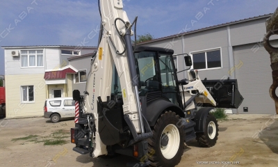 RM-Terex TLB 825 [2]