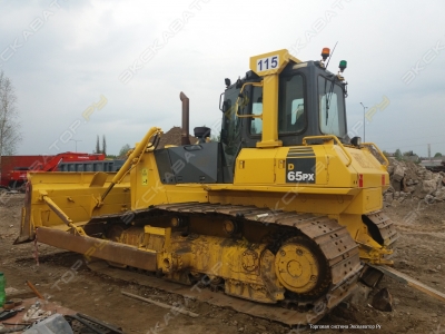 Komatsu D65E-12 [1]