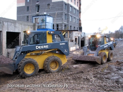 Deere 328D [1]