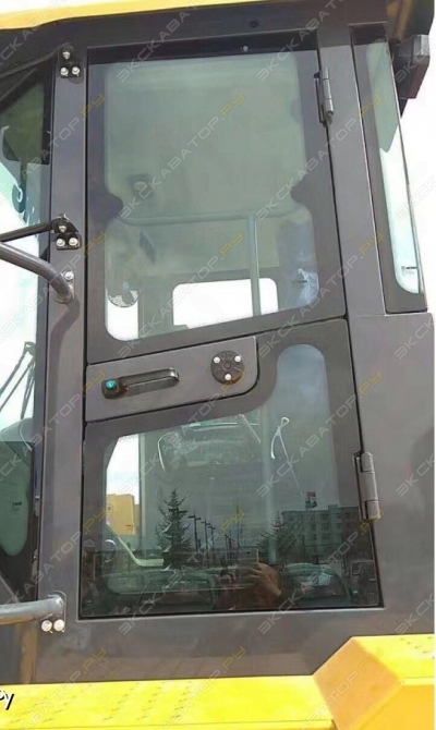 XCMG ZL30FV [4]