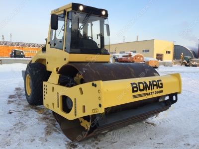 Bomag BW 213 D-4 [5]