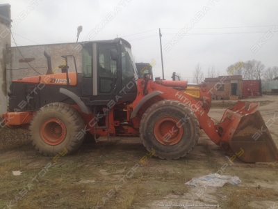 Hitachi ZW 220 [3]
