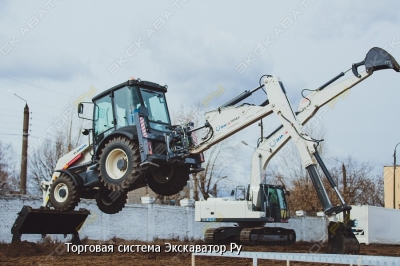 Terex TLB825 [1]
