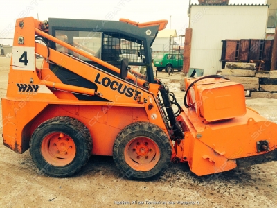 Locust L853 [1]