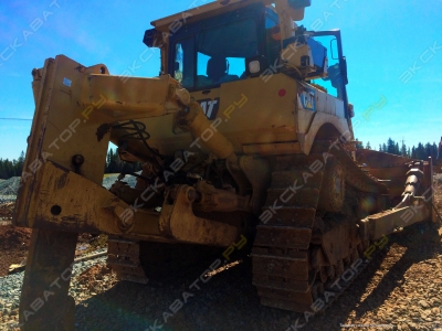 Caterpillar D8T [1]