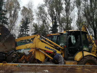 Komatsu WB93R-2 [3]