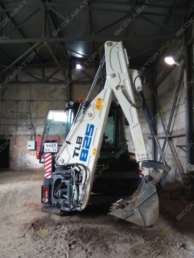 Terex TLB825 [2]