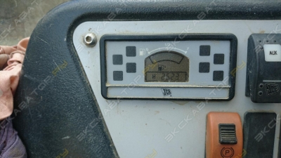 JCB ROBOT 160 [2]