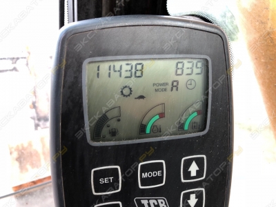 JCB JS 160W [2]