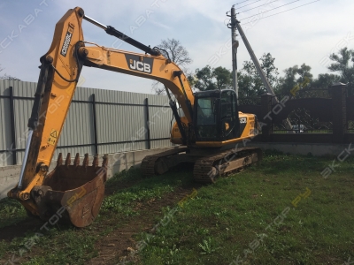 JCB JS 220S [1]