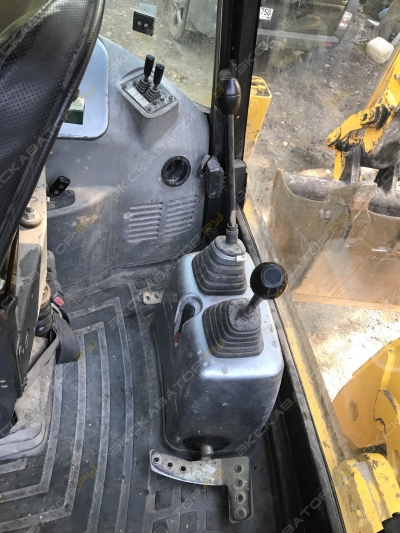 Komatsu WB93R [0]