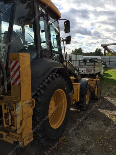 John Deere 325J [4]