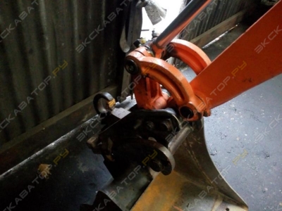 JCB 8018 CTS [2]