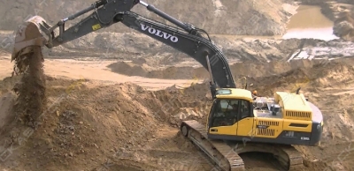 Volvo EC380D [0]