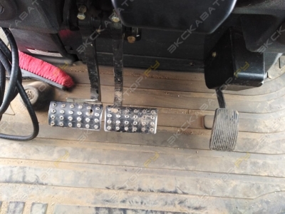 John Deere 325K [3]
