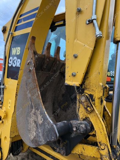 Komatsu WB93R-5 [1]