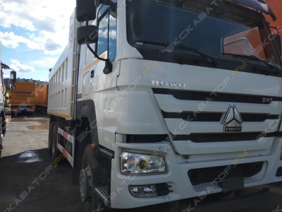 Sinotruk Howo ZZ3327N3847E [0]