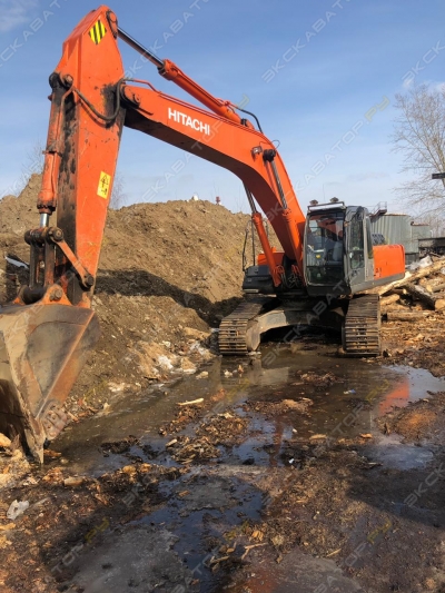 Hitachi ZAXIS 330 [1]