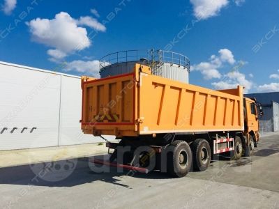 Shaanxi / Shacman SX3256DR384 [2]