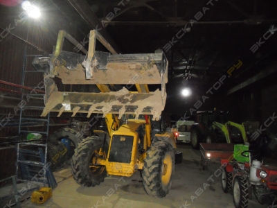 JCB 4CX [2]