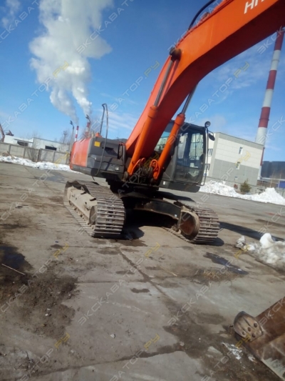 Hitachi ZX330 [4]