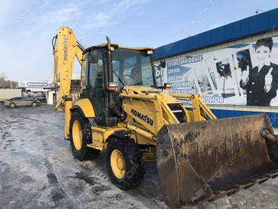 Komatsu WB93R-5 [4]