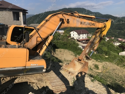 Hyundai R 220LC-9S [5]
