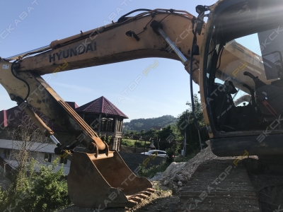 Hyundai R 220LC-9S [3]