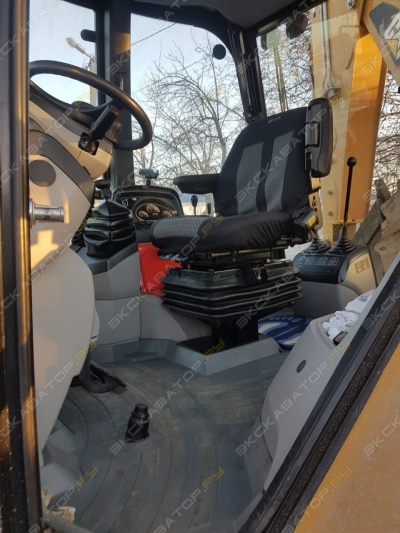 Caterpillar 428F [0]