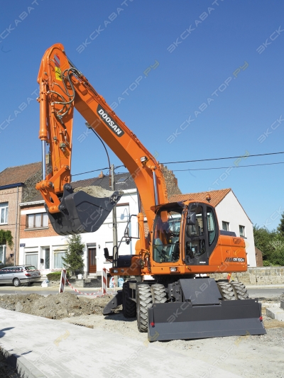 Doosan DX190W [1]