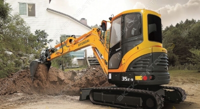 Hyundai R35Z-9 [1]