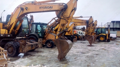 Hyundai R200W-7 [1]