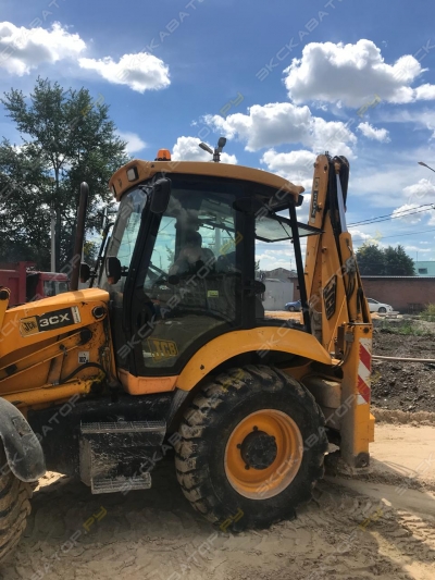 JCB 3CX [2]