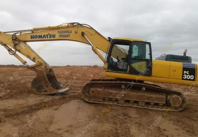 Komatsu PC300 [0]