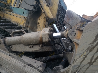 Komatsu D375A-2 [3]